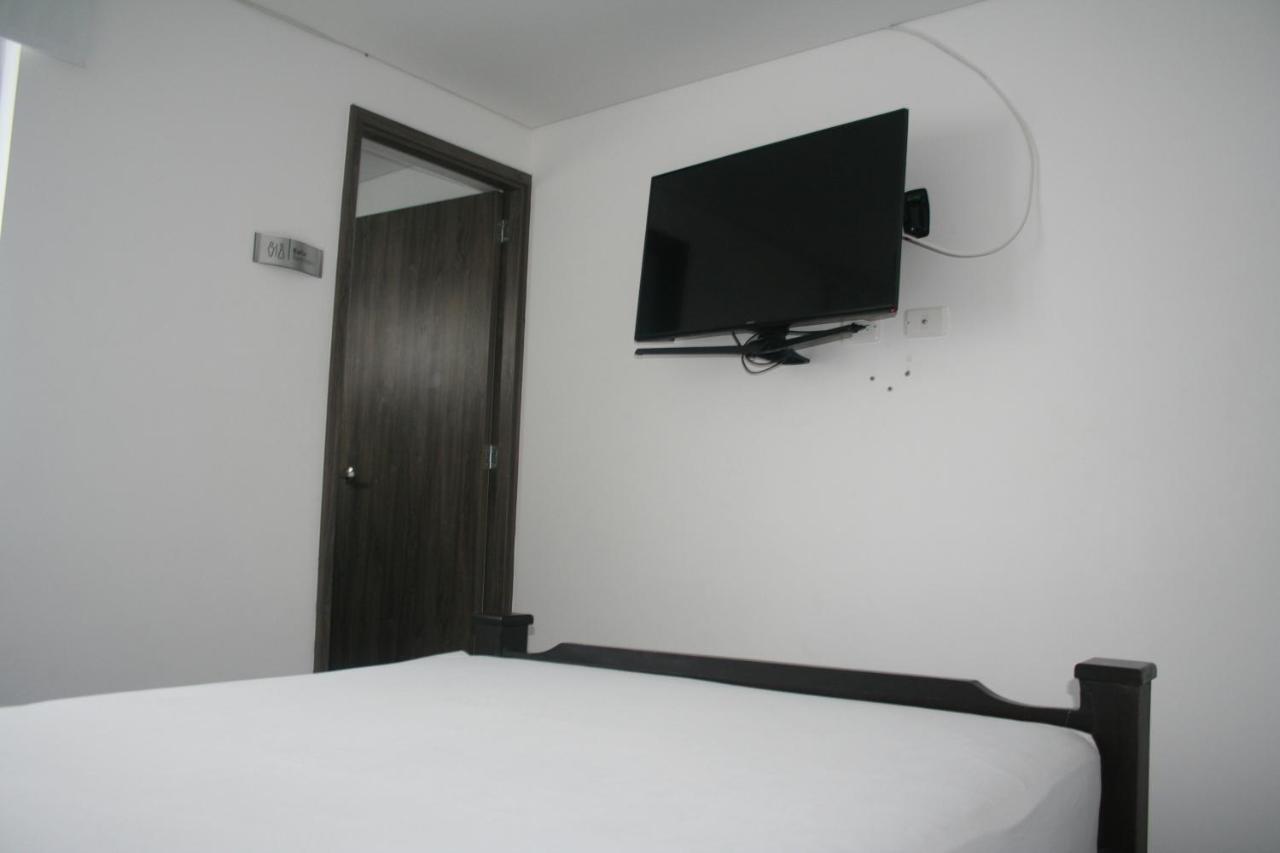 Hostal Cattleya מדיין מראה חיצוני תמונה