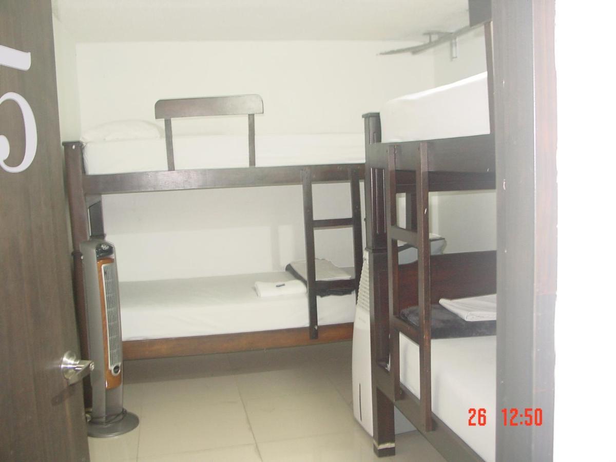 Hostal Cattleya מדיין מראה חיצוני תמונה